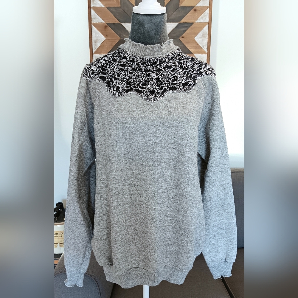Vintage 80's Sweater Sparkly Crocheted Upper